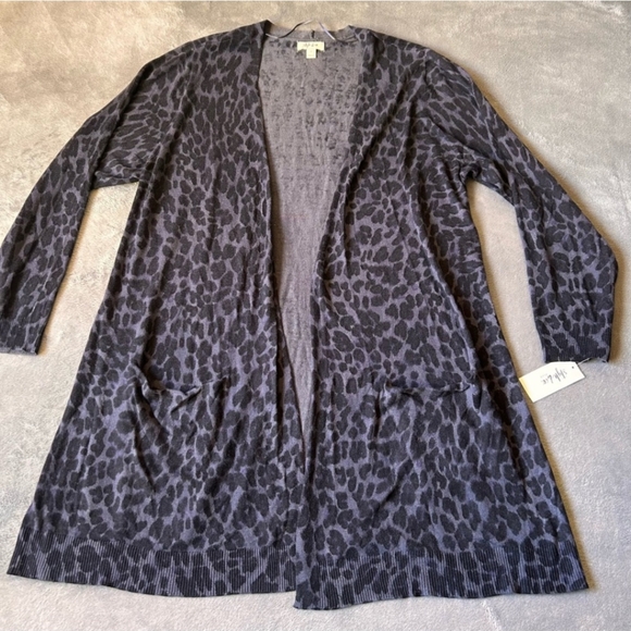 Style & Co Plus Size Animal Print Cardigan - 1X - Picture 7 of 11